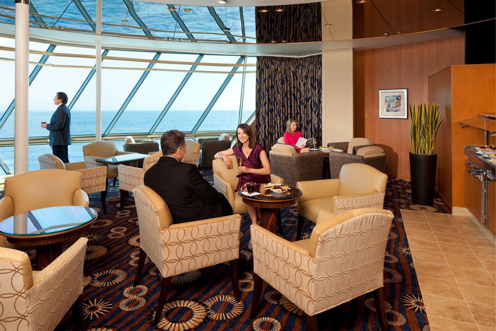 Loyalty Club on the Enchantment of the Seas