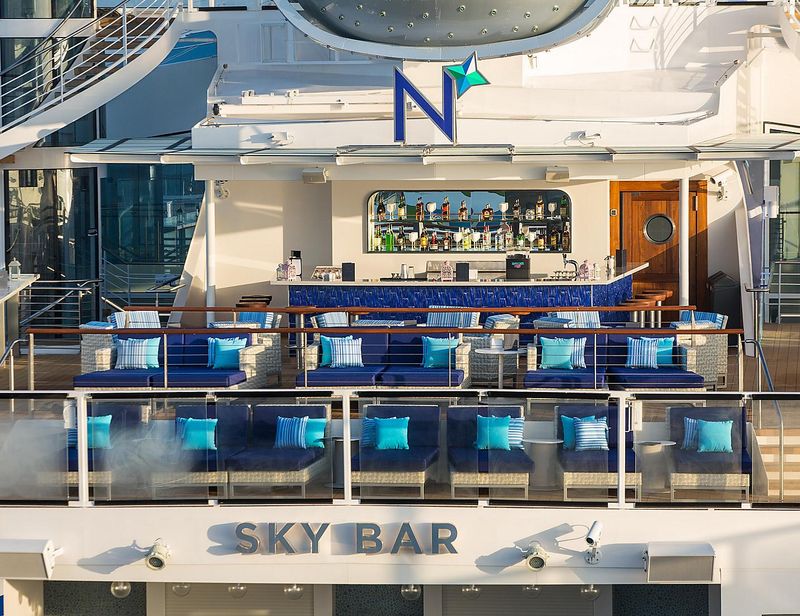 North Star Bar on the Anthem of the Seas