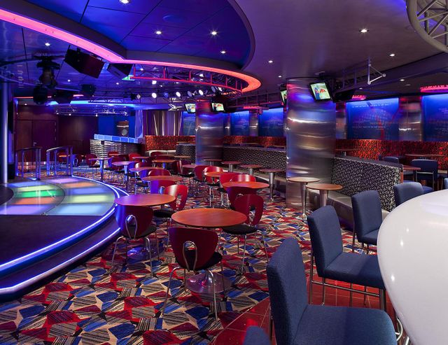 On Air Club on the Wonder of the Seas