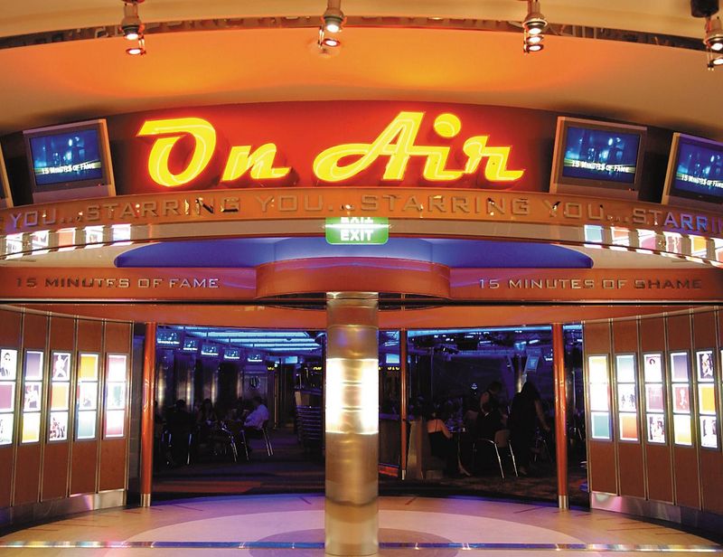 On Air Club on the Symphony of the Seas