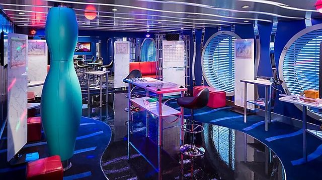 Optix Teen Disco on the Brilliance of the Seas