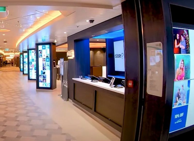 Photo Gallery on the Voyager of the Seas