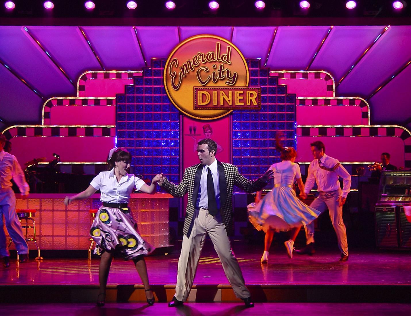 Piano Man on the Radiance of the Seas