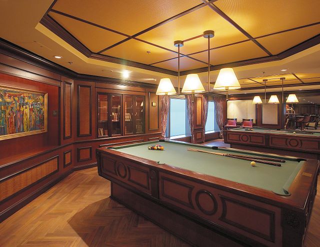 Pool Table on the Jewel of the Seas