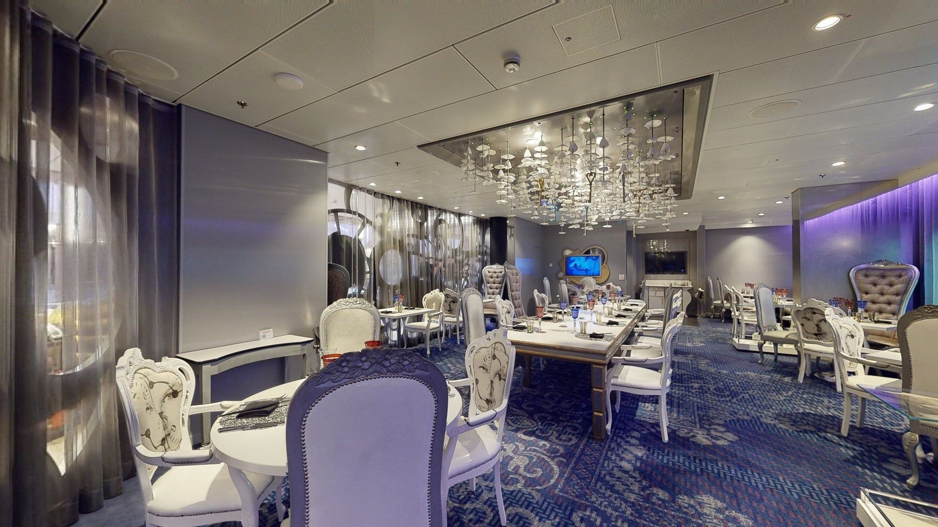 Silk on the Quantum of the Seas