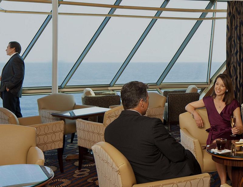 Silver Dining and Lounge on the Spectrum of the Seas