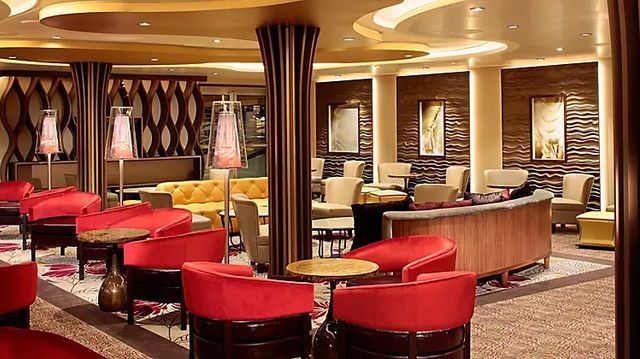 Silver Lounge on the Spectrum of the Seas