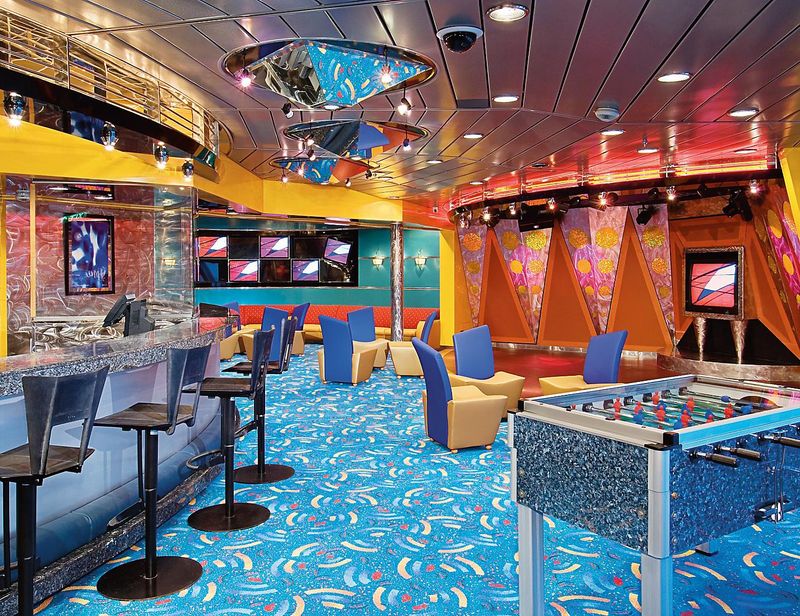 Teen Lounge on the Oasis of the Seas