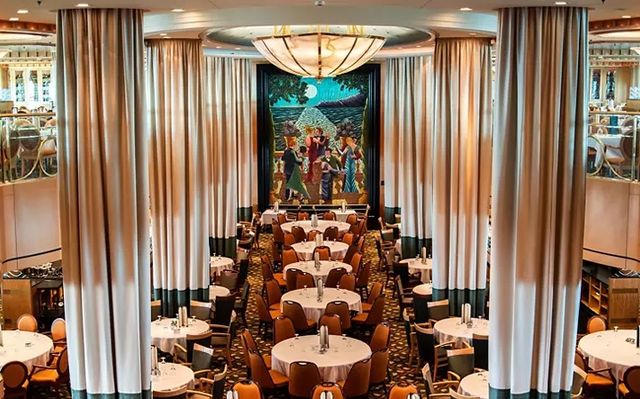 Tides Dining Room on the Radiance of the Seas