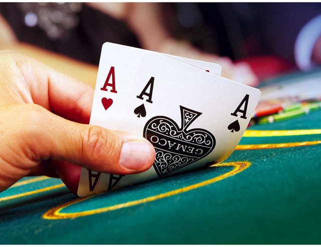 Ultimate Texas Hold'em Tournament on the Quantum of the Seas