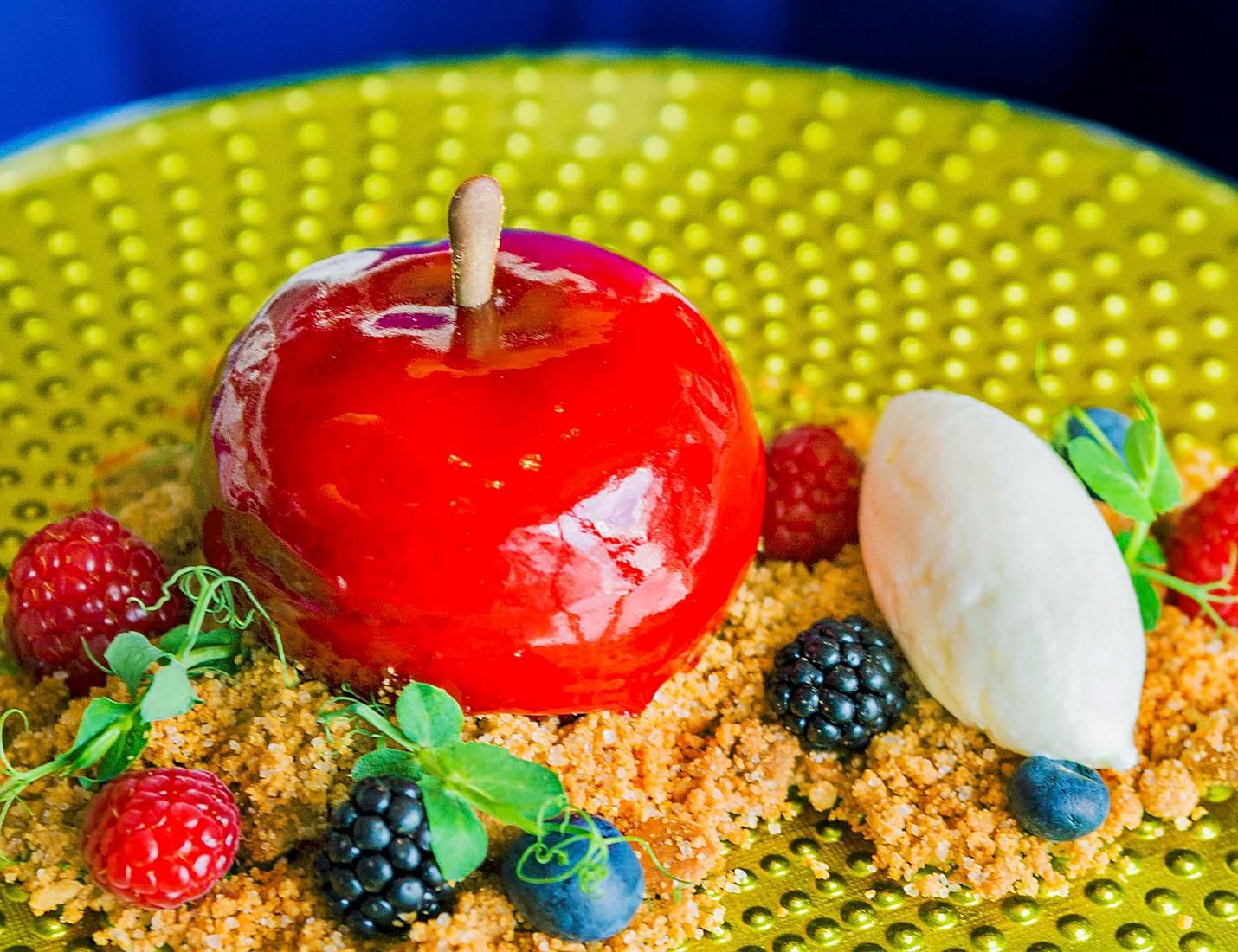 Wonderland on the Wonder of the Seas