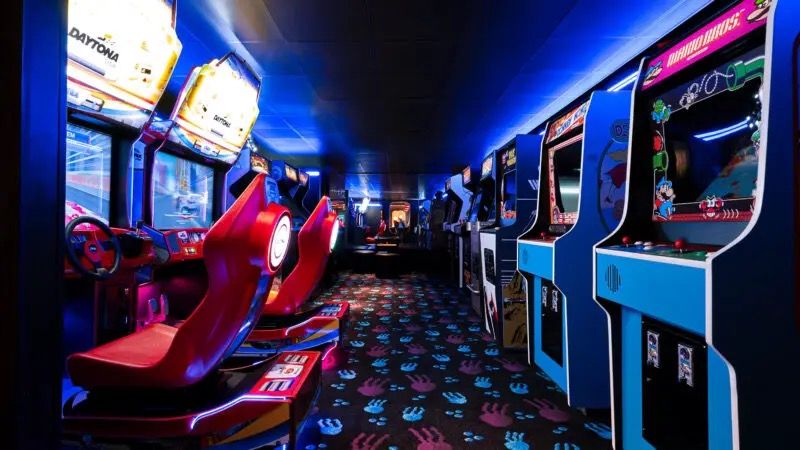The Arcade on the Valiant Lady